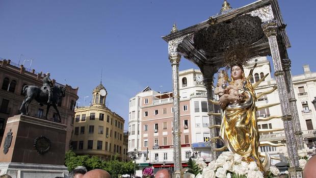 virgen-linares-bajada--620x349.jpg