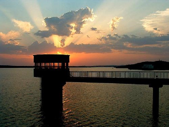 Embalse-de-sierra-boyera.jpg