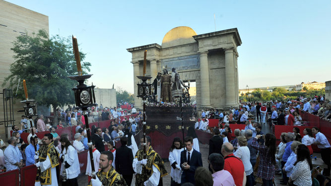 Misterio-Perdon-procesiona-Miercoles-Santo_1127597363_67503875_667x375.jpg