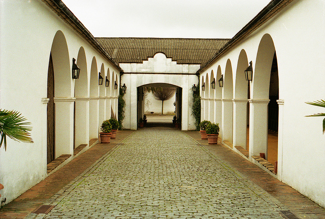 BodegasAlvear.jpg