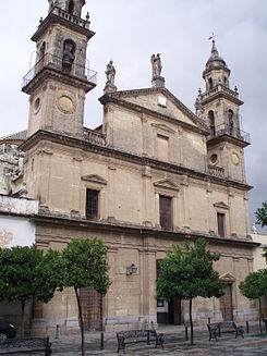 Fachada_principal_de_la_iglesia_de_San_Rafael_de_Córdoba.JPG